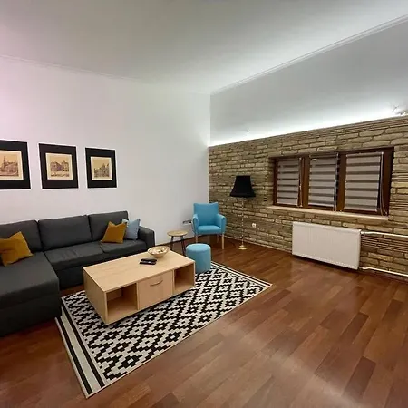 Alina Urban Getaway Center Pet Friendly דירה *